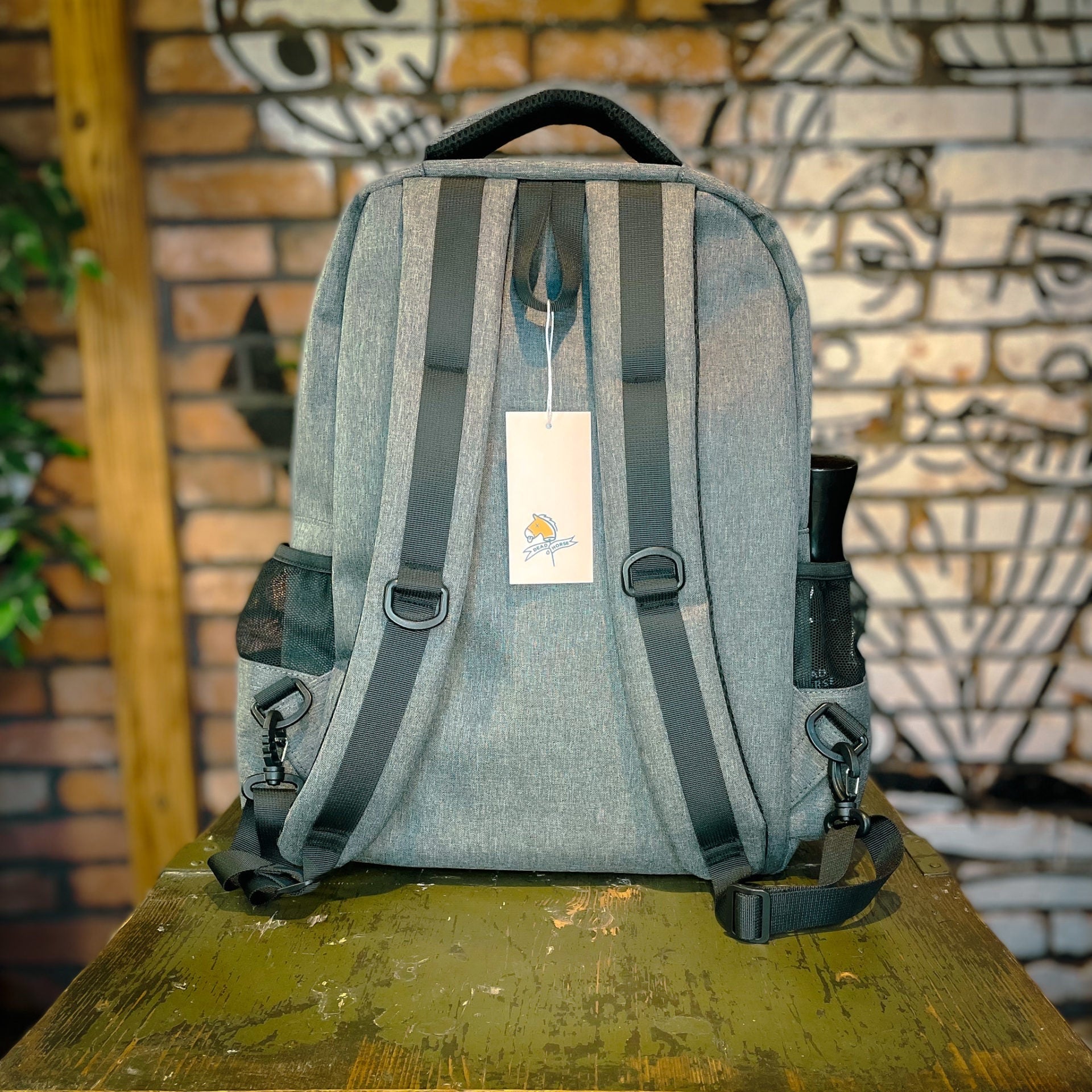 Dead Horse Barber Backpack (szürke külső-fekete belső)