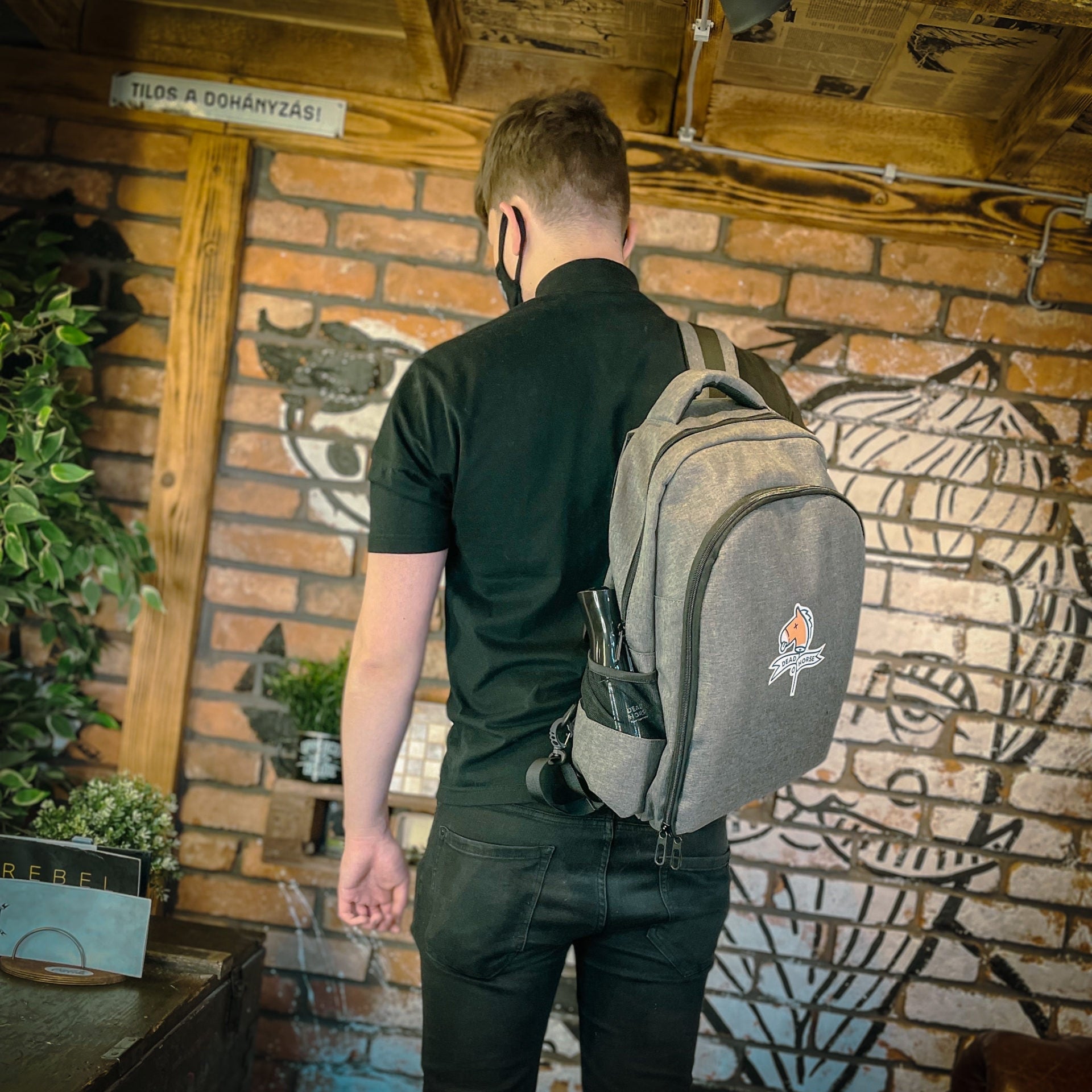 Dead Horse Barber Backpack (szürke külső-fekete belső)